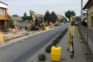 Budowa sieci kanalizacji sanitarnej wzdłuż drogi