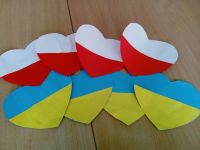 serca w barwach polskich i ukraińskich