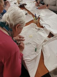 Warsztaty rękodzieła- malowanie koszulek