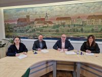 Podpisanie umów z przedstawicielami organizacji pozarządowych