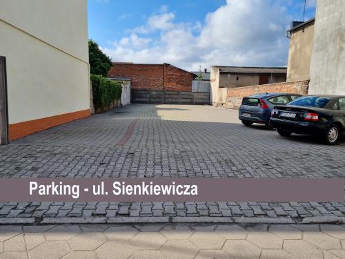 Publiczny parking w centrum