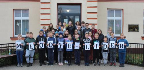 Projekt edukacyjny  „Młody e-lider”  zakończony