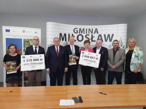 Budowa drogi w Dolnych Grądach