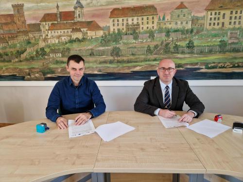 Umow na termomodernizację Urzędu Miejskiego w Pyzdrach podpisana