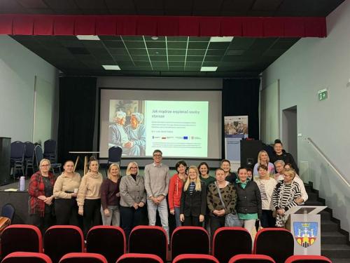 Specjalistyczne szkolenie dla opiekunów osób starszych